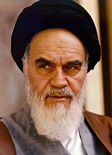 Ruhollah Jomeini, líder de la Revolución Islámica de Irán
