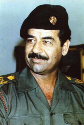 Saddam Husein, presidente de Iraq