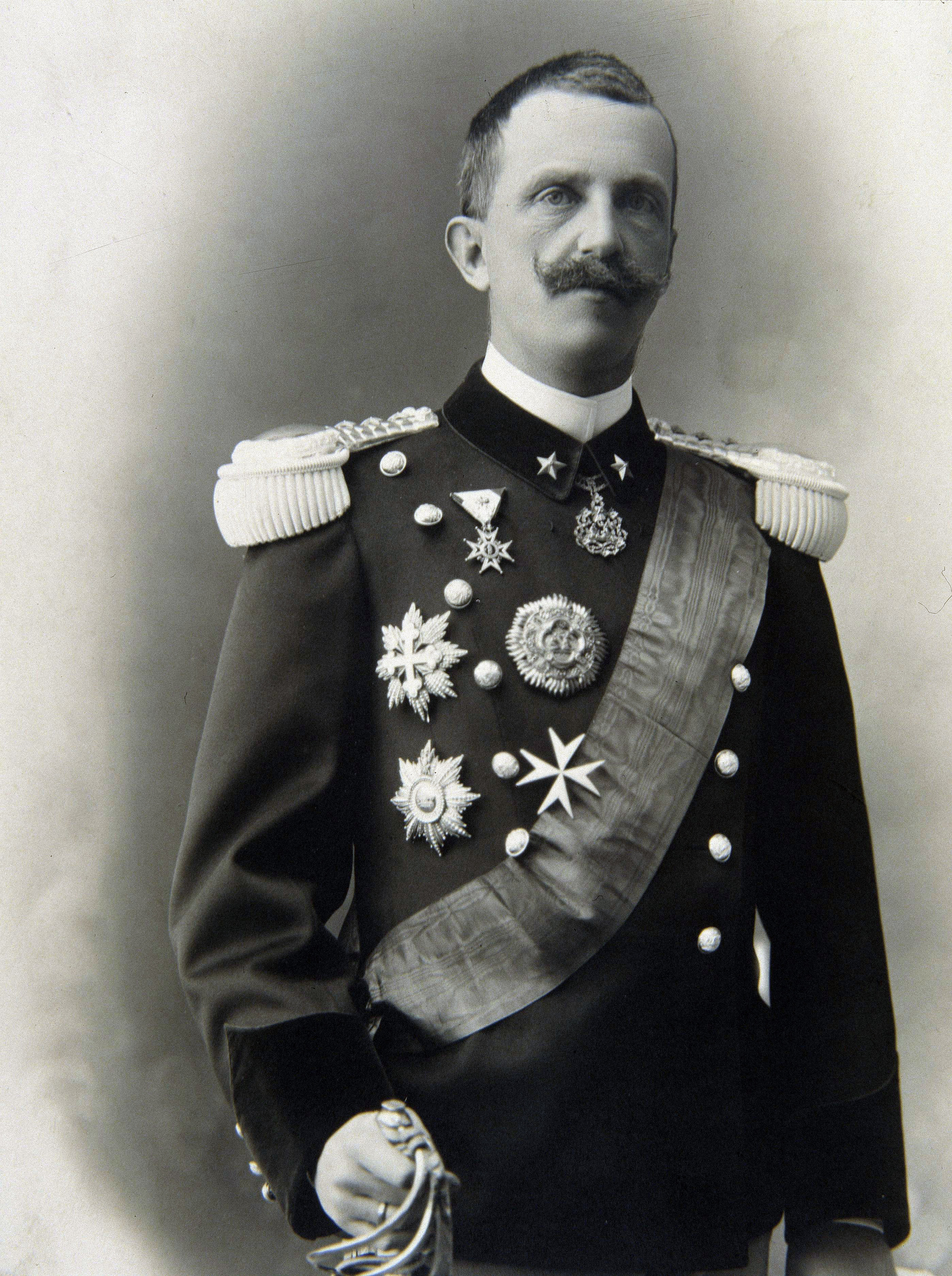 Víctor Manuel III de Saboya, rey de Italia
